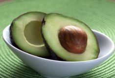 dodaj awokado do sałatek i chudnij