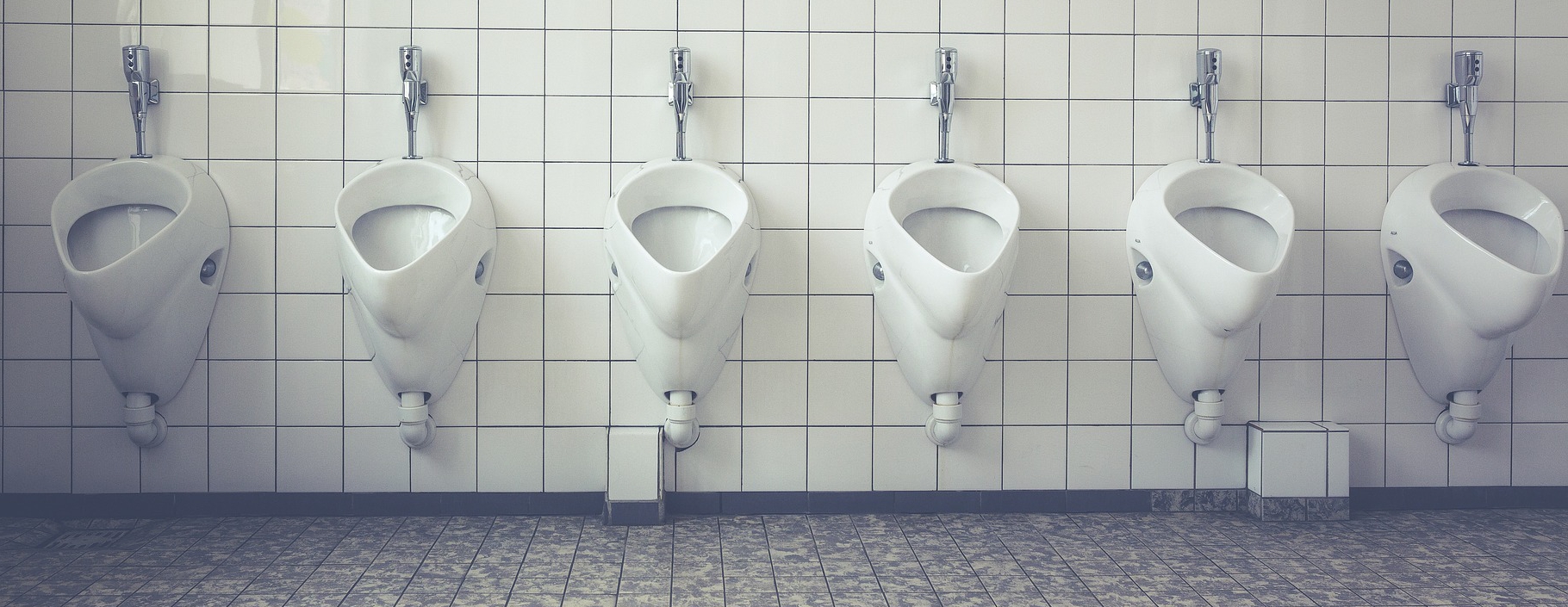 dziecko nie trzyma moczu